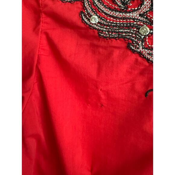 Women’s Roar Signature Western Red Rhinestone Button Down Blouse size Small - Picture 8 of 9